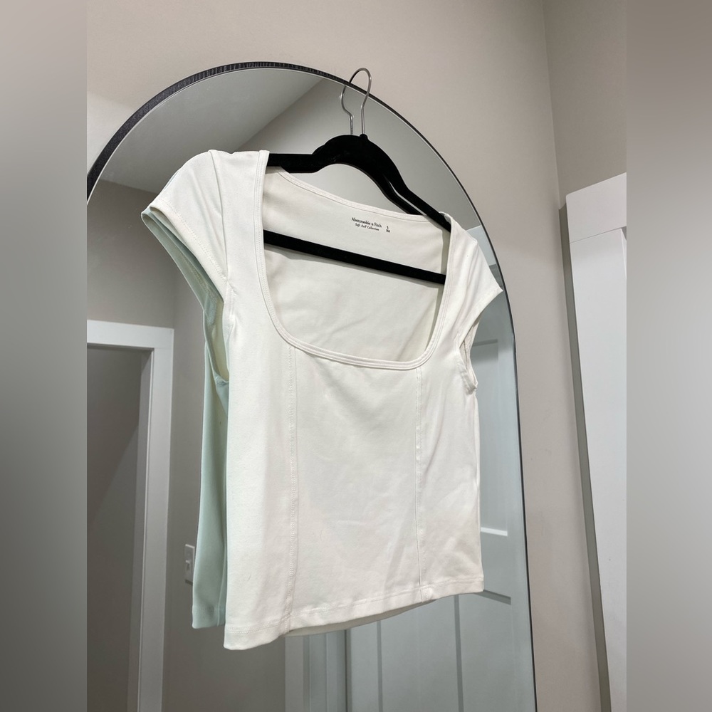 Abercrombie Cropped White Tee